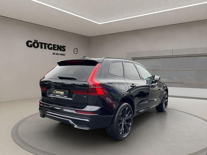 Neu Volvo XC60 Plus 455 PS (334 kW) 2026 Schwarz SUV