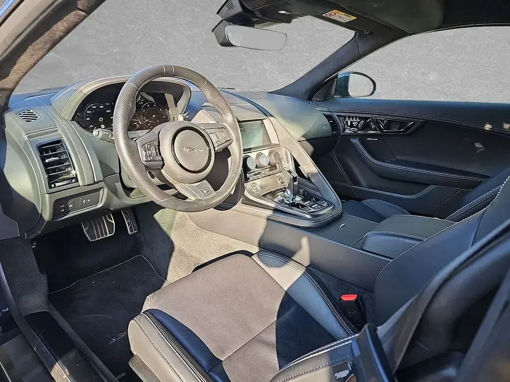 Gebraucht Jaguar F-Type R 582 PS (428 kW) 2023 Grau Cabrio
