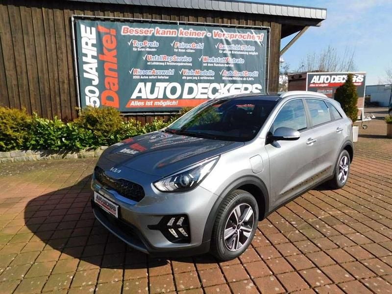 Grau Gebraucht 2022 Kia Niro Vision SUV | 23.980 € (Guter Preis) - Bild 1/4