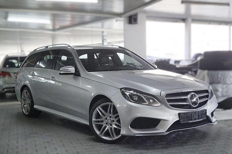 Gebraucht Mercedes E400 AMG 333 PS (244 kW) 2015 Silber Limousine