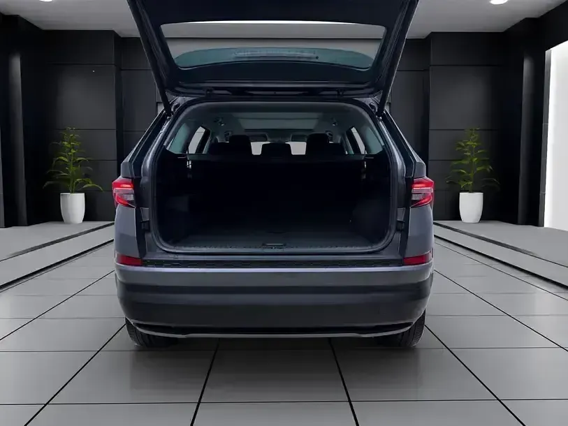 Gebraucht Skoda Kodiaq Tour 150 PS (110 kW) 2022 Grau SUV