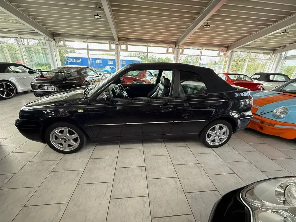 Gebraucht VW Golf Cabriolet Conceptline 101 PS (74 kW) 1999 Schwarz Cabrio