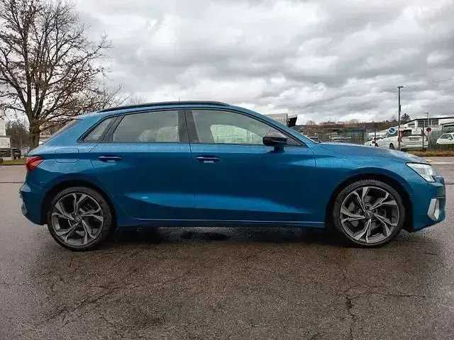 Używany Audi A3 Advanced 116 KM (85 kW) 2020 Niebieski Sedan/Limuzyna
