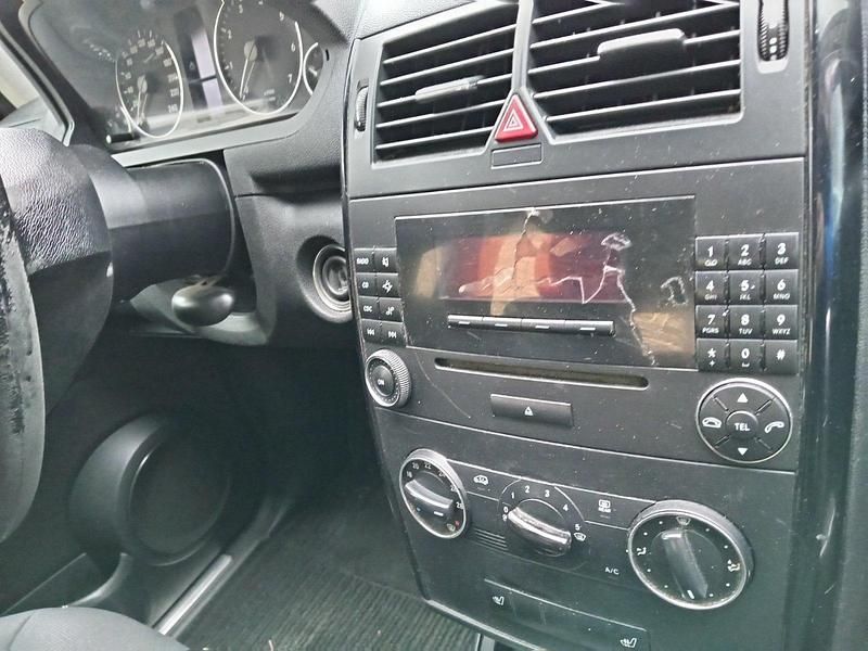 Gebraucht Mercedes A150 140 PS (102 kW) 2007 Schwarz Limousine