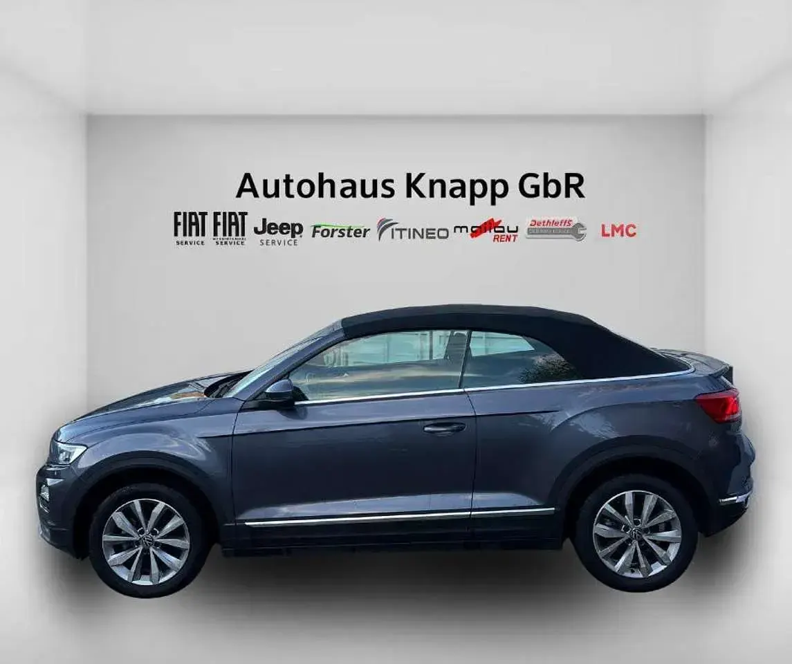 Gebraucht VW T-Roc Cabriolet Style 150 PS (110 kW) 2021 Rauchgraumetallic Cabrio