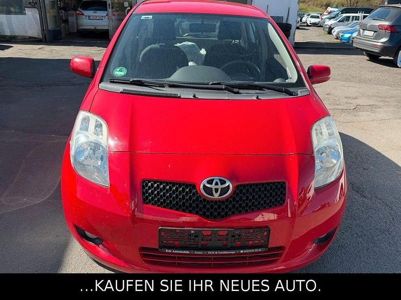 Gebraucht Toyota Yaris Team 87 PS (63 kW) 2008 Rot Kleinwagen