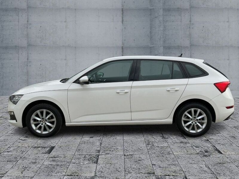 Gebraucht Skoda Scala Ambition 95 PS (69 kW) 2021 Candyweiss Kleinwagen
