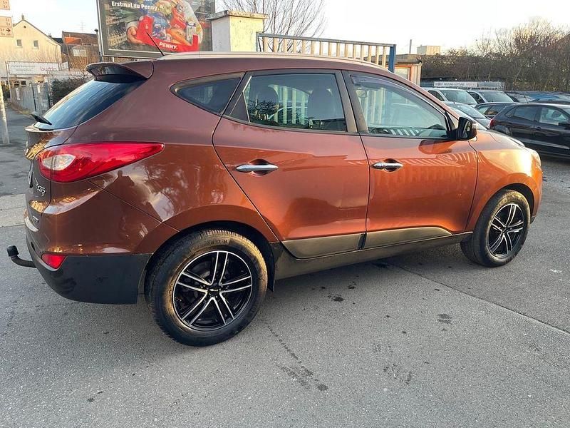 Gebraucht Hyundai ix35 Style 166 PS (122 kW) 2013 Hazel brown SUV