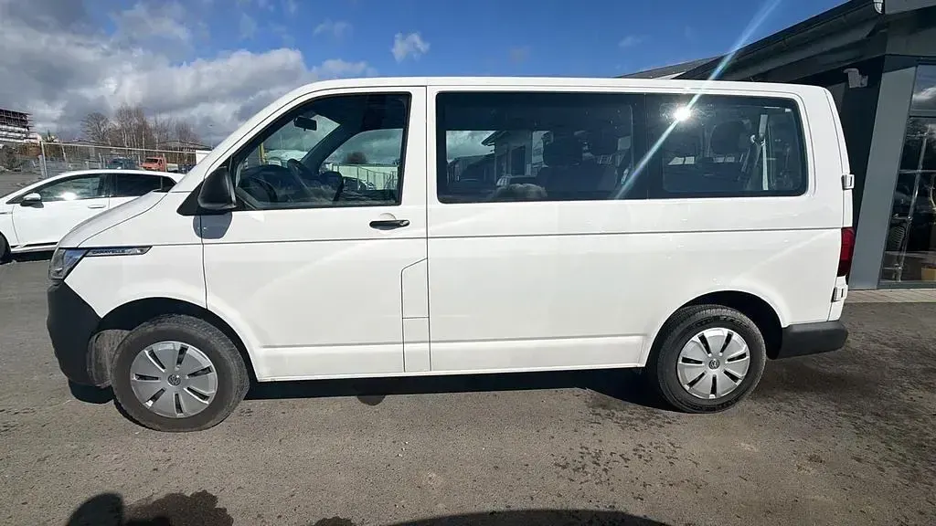 Gebraucht VW Caravelle 110 PS (80 kW) 2021 Weiß Van