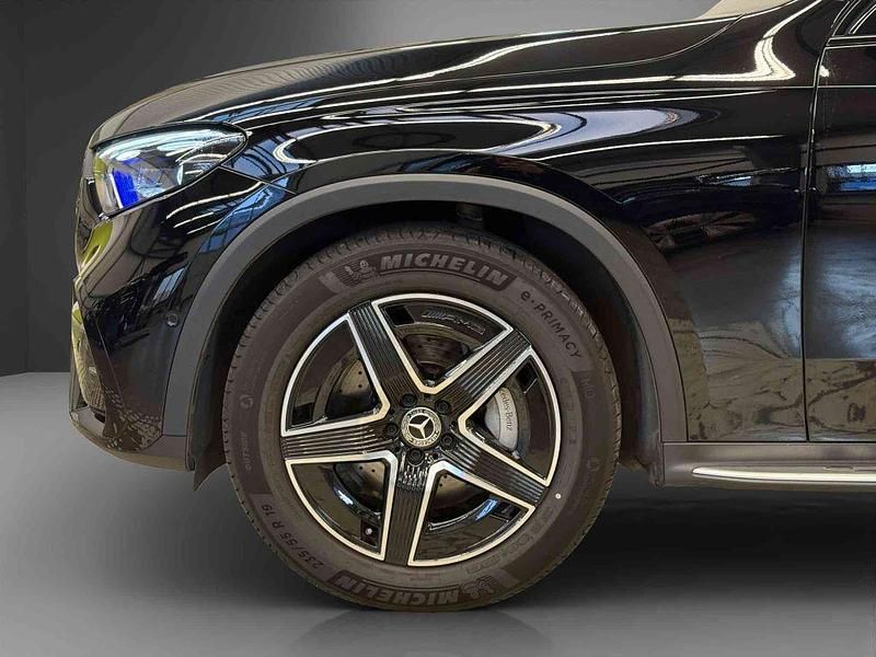 Gebraucht Mercedes GLC300 AMG 258 PS (189 kW) 2024 Schwarz SUV