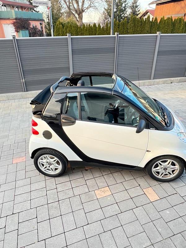 Gebraucht Smart ForTwo Cabrio 45 PS (33 kW) 2008 Weiß Cabrio