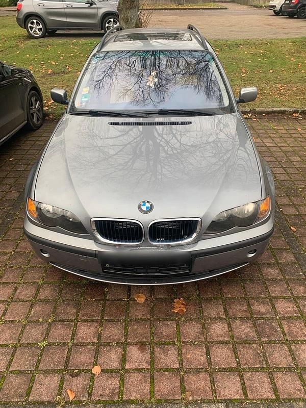 Grau Gebraucht 2005 BMW 316 Kombi | 550 € (Superpreis) - Bild 1/4