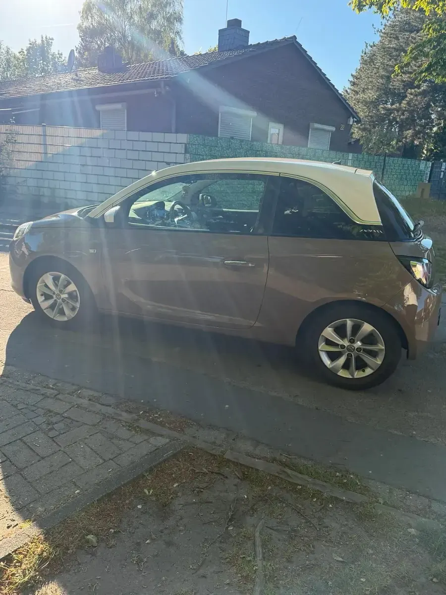Gebraucht Opel Adam Glam 101 PS (74 kW) 2014 Beige Kleinwagen