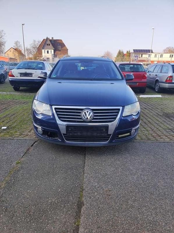 Gebraucht VW Passat Highline 140 PS (102 kW) 2008 Blau Kombi