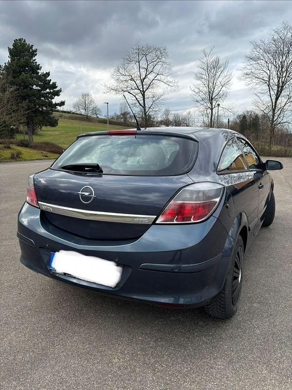Gebraucht Opel Astra GTC 105 PS (77 kW) 2007 Blau Limousine