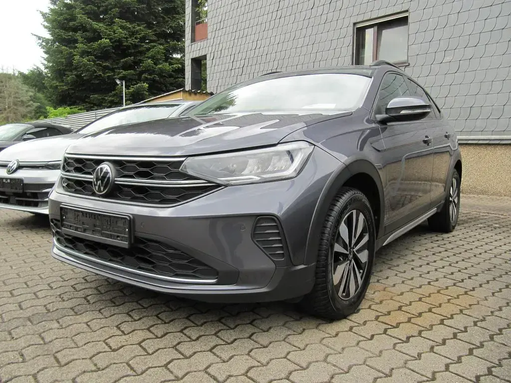 Gebraucht VW Taigo Move 95 PS (69 kW) 2024 Grau SUV