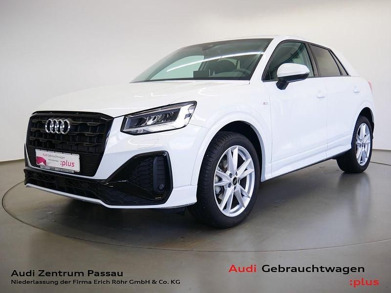 Weiß Gebraucht 2024 Audi Q2 S-Line SUV | 27.340 € (Fairer Preis) - Bild 1/4