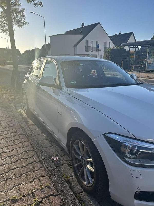 Gebraucht BMW 116 136 PS (100 kW) 2014 Weiß Kleinwagen