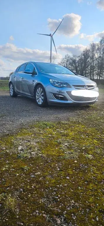 Gebraucht Opel Astra Edition 140 PS (102 kW) 2013 Grau Limousine