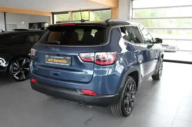 Gebraucht Jeep Compass 241 PS (177 kW) 2021 Blau SUV
