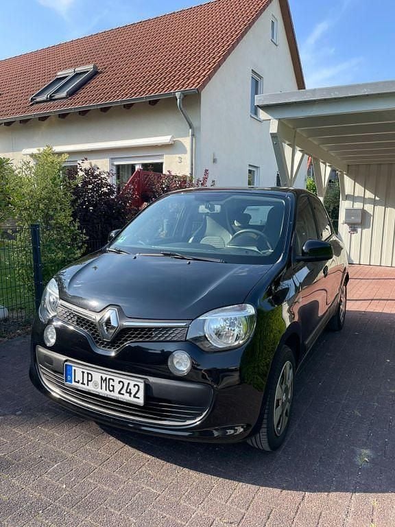 Schwarz Gebraucht 2016 Renault Twingo Experience Kleinwagen | 6.150 € (Fairer Preis) - Bild 1/4