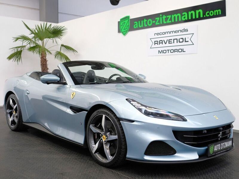 Grau Gebraucht 2021 Ferrari Portofino Cabrio | 184.770 € - Bild 1/4