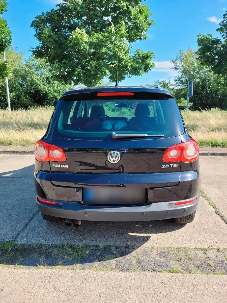 Gebraucht VW Tiguan Sport 160 PS (117 kW) 2009 Schwarz SUV