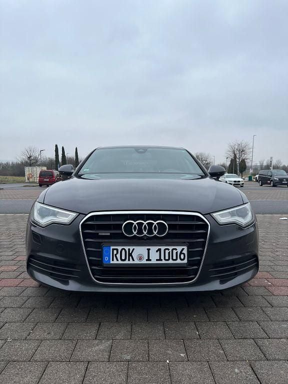Gebraucht Audi A6 Ambiente 204 PS (150 kW) 2011 Grau Limousine