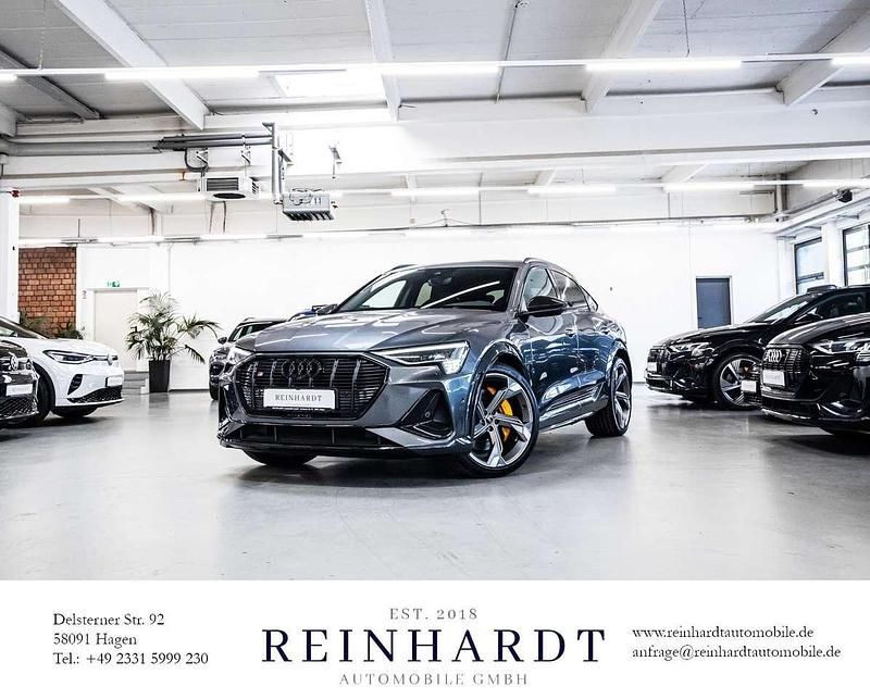Daytonagrau perleffekt Gebraucht 2022 Audi e-tron Sportback Comfort SUV | 44.210 € - Bild 1/3
