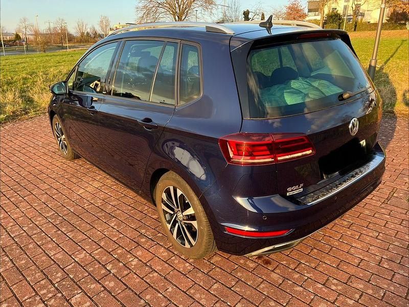 Gebraucht VW Golf United 131 PS (96 kW) 2021 Blau Van / Kleinbus