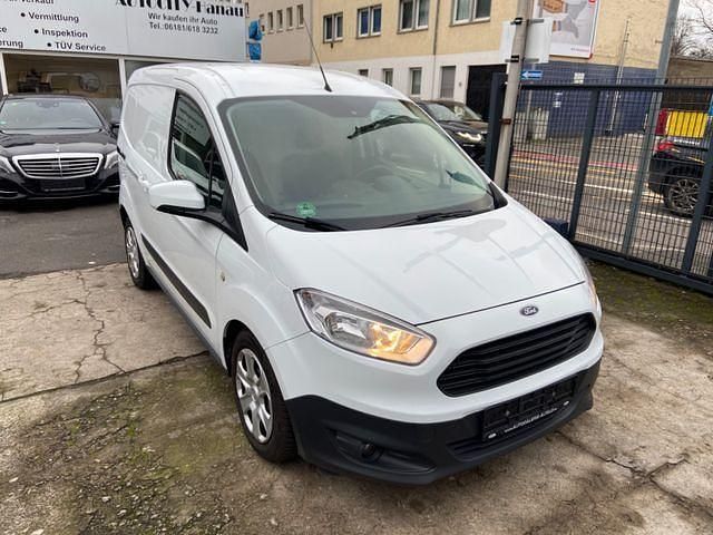 Gebraucht Ford Transit Trend 95 PS (69 kW) 2018 Weiß Van / Kleinbus