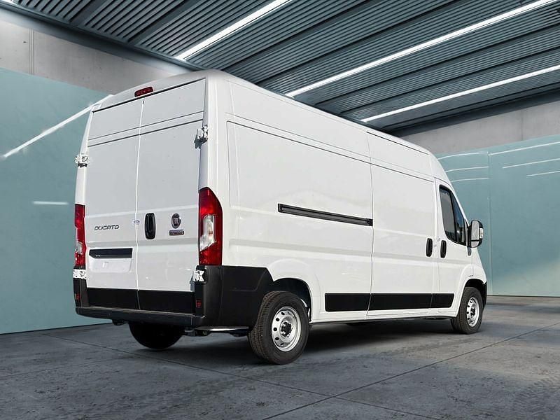 Gebraucht Fiat Ducato 140 PS (102 kW) 2023 Weiß Van