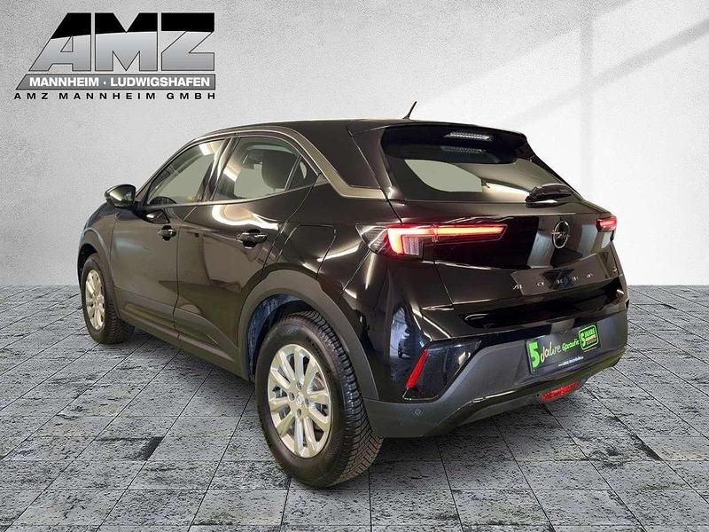 Gebraucht Opel Mokka-e Edition 100 kW (136 PS) 2023 Lackierung schwarz perla nera/ SUV