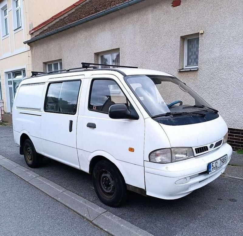 Gebraucht 2003 Kia Bongo Van | 2.600 € - Bild 1/4