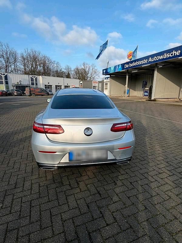 Gebraucht Mercedes E200 184 PS (135 kW) 2018 Grau Coupé