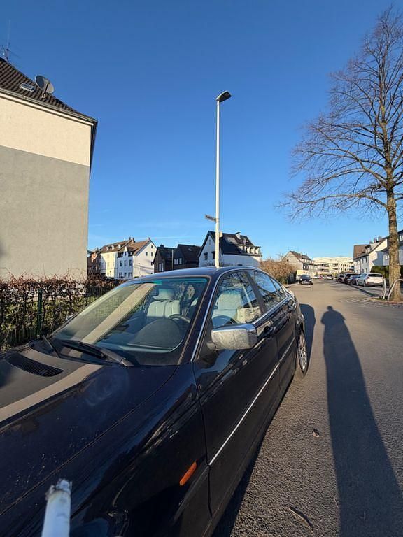 Gebraucht BMW 320 150 PS (110 kW) 1999 Blau Limousine