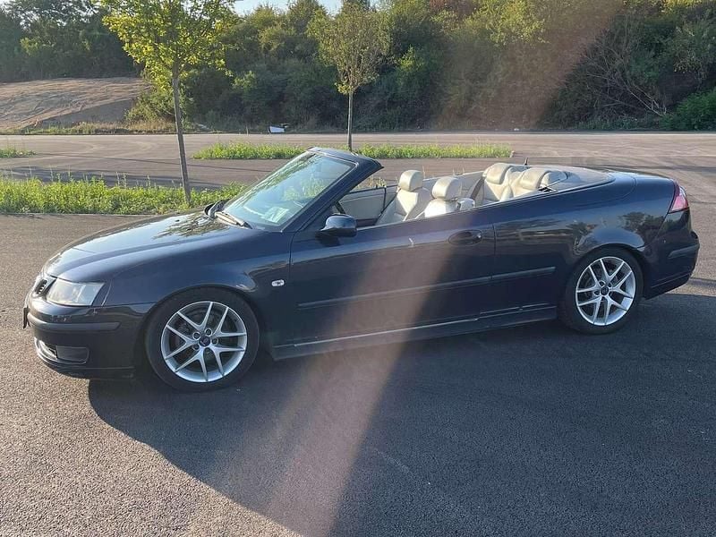 Blau Gebraucht 2003 Saab 9-3 Cabriolet Vector Cabrio | 3.499 € (Superpreis) - Bild 1/4