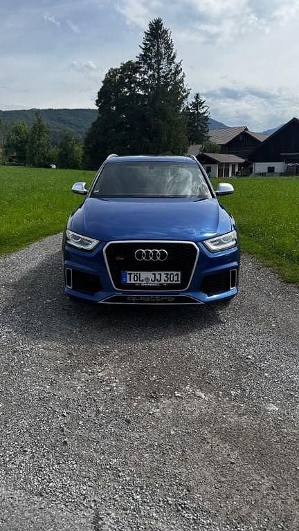 Blau Gebraucht 2013 Audi RS Q3 Sport SUV | 28.500 € (Guter Preis) - Bild 1/4