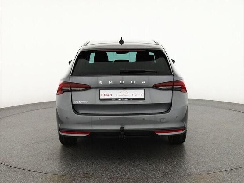 Neu Skoda Octavia 150 PS (110 kW) 2025 Grau Kombi