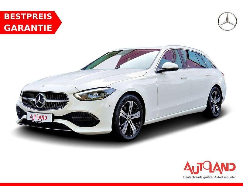 Weiß Gebraucht 2022 Mercedes C200 Avantgarde Kombi | 30.890 € (Fairer Preis) - Bild 1/4