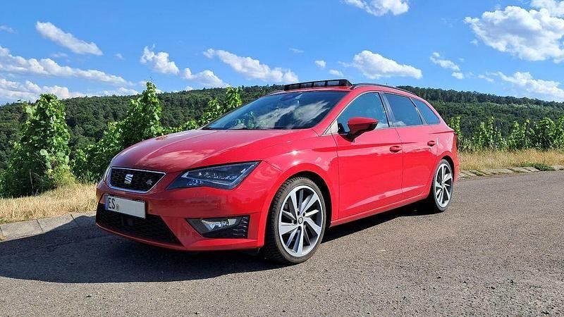 Rot Gebraucht 2015 Seat Leon ST FR Kombi | 8.499 € (Superpreis) - Bild 1/4