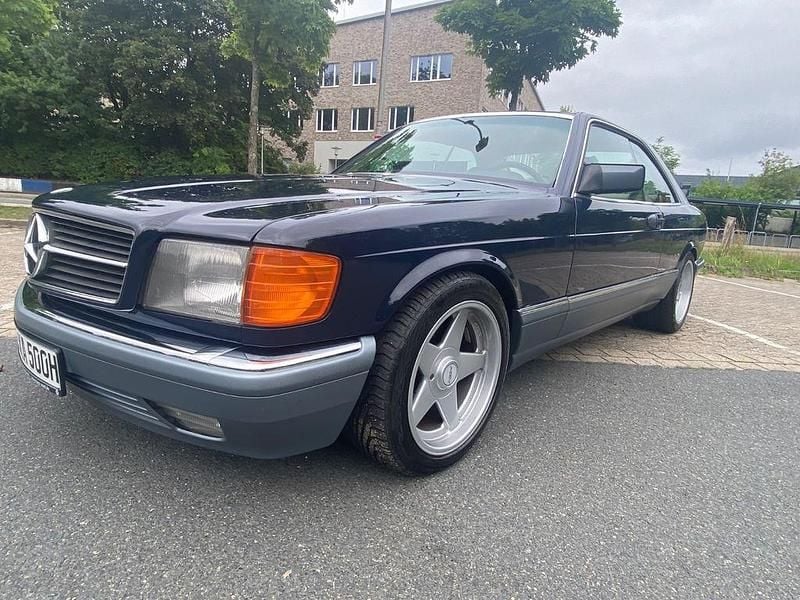 Gebraucht Mercedes 500 241 PS (177 kW) 1985 Blau Coupé