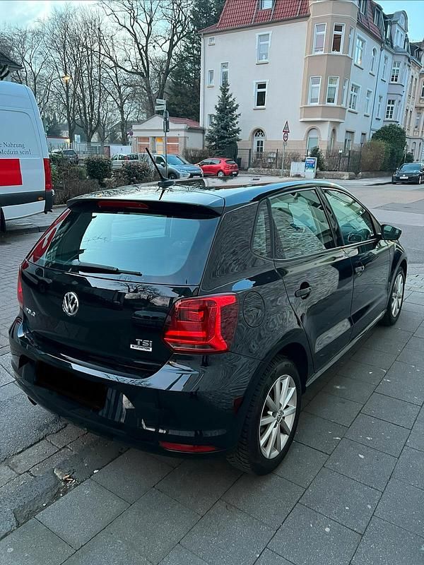 Gebraucht VW Polo LOUNGE 90 PS (66 kW) 2015 Schwarz Kleinwagen