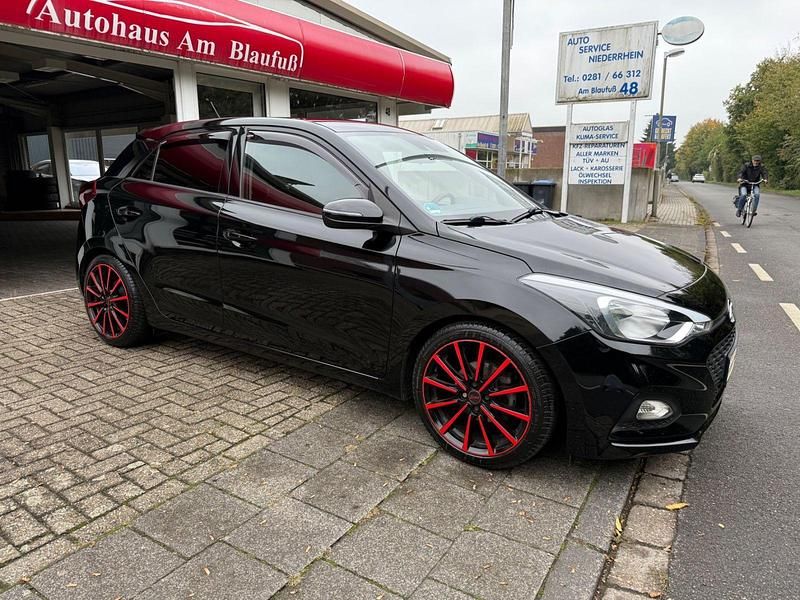 Schwarz Gebraucht 2019 Hyundai i20 Select Kleinwagen | 9.850 € (Fairer Preis) - Bild 1/4