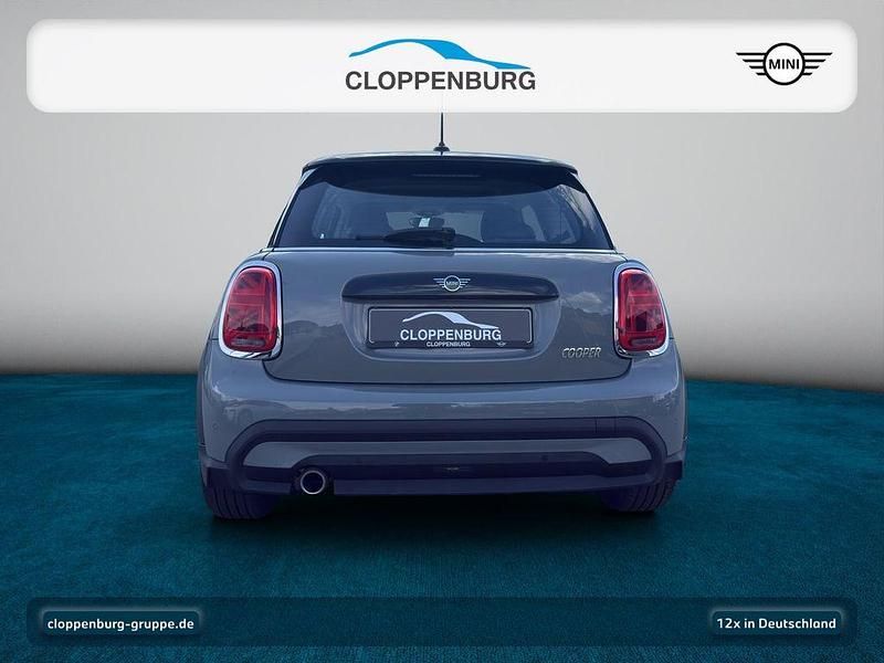 Gebraucht Mini Cooper 136 PS (100 kW) 2021 Moonwalk grey Kleinwagen