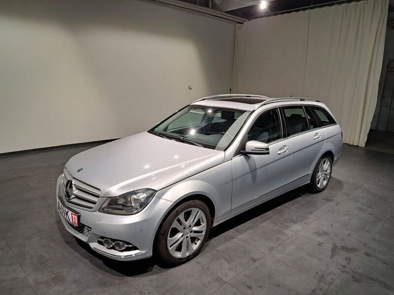 Silber Gebraucht 2012 Mercedes C200 Kombi | 8.599 € (Fairer Preis) - Bild 1/4