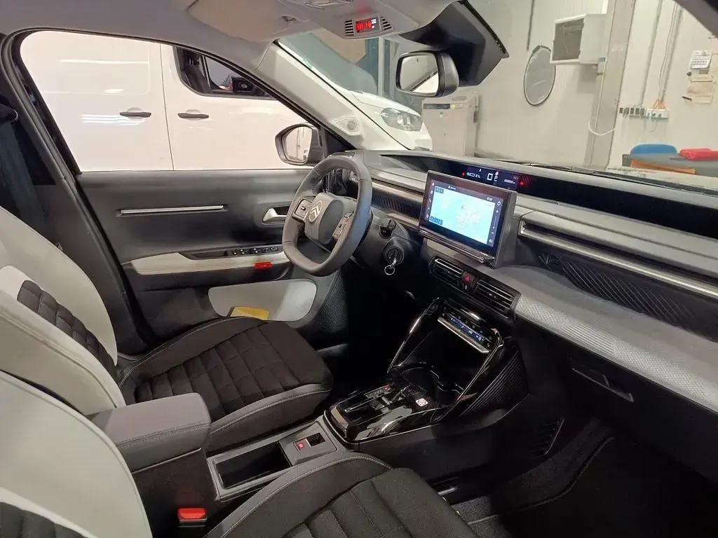 Gebraucht Citroën e-C3 Aircross 83 kW (113 PS) 2025 Schwarz SUV