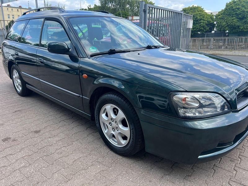 Grün Gebraucht 2002 Subaru Legacy Kombi | 2.990 € (Fairer Preis) - Bild 1/4