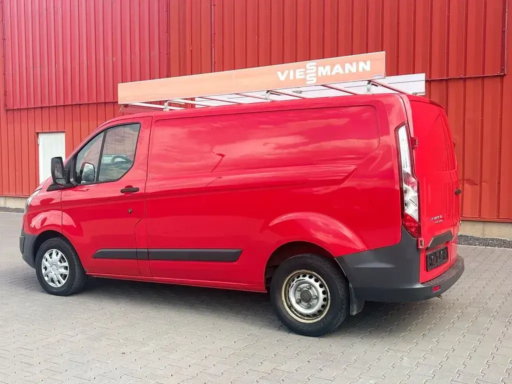 Gebraucht Ford Transit Custom 105 PS (77 kW) 2017 Rot Van