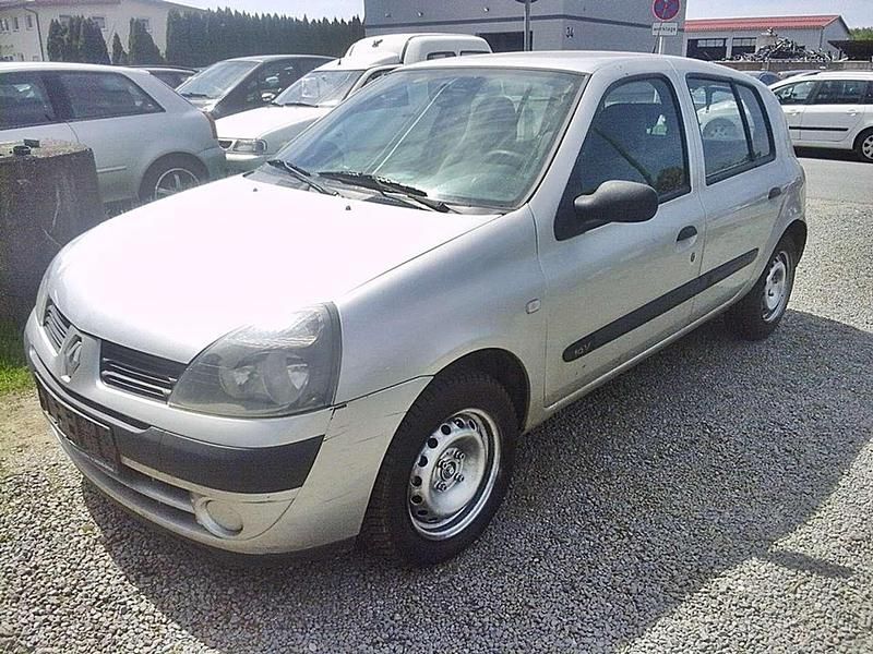 Gebraucht Renault Clio II Authentique 75 PS (55 kW) 2005 Platingrau Kleinwagen